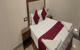 Hotel Blue Sky Residency